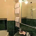 Coppede' Szálloda 3*